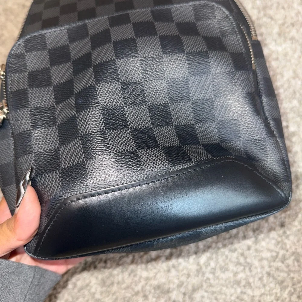Men’s Louis Vuitton Damier Sling Bag - Picture 2 of 12